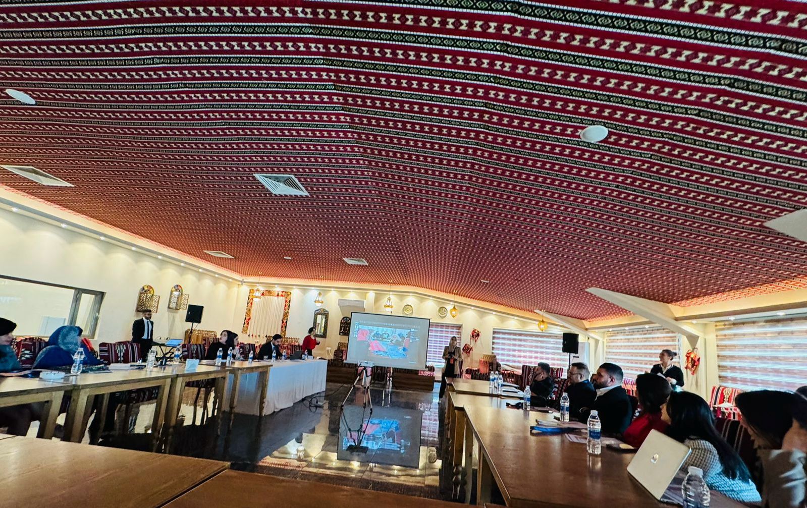 هي تشارك في المؤتمر الختامي لمشروع "تعزيز مهارات الإعلام الرقمي لدى النساء الصحفيات والمجتمع المدني في العراق"